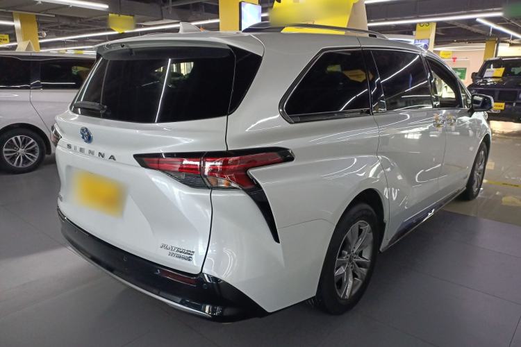 Used Toyota SIENNA 2021 2.5L Hybrid Platinum Edition Exterior 5