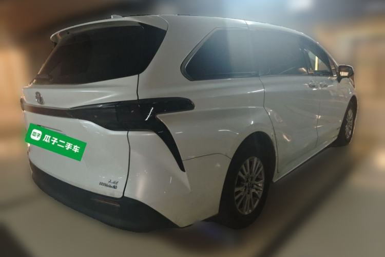 Used Toyota SIENNA 2021 2.5L Hybrid Comfort Edition Exterior 5