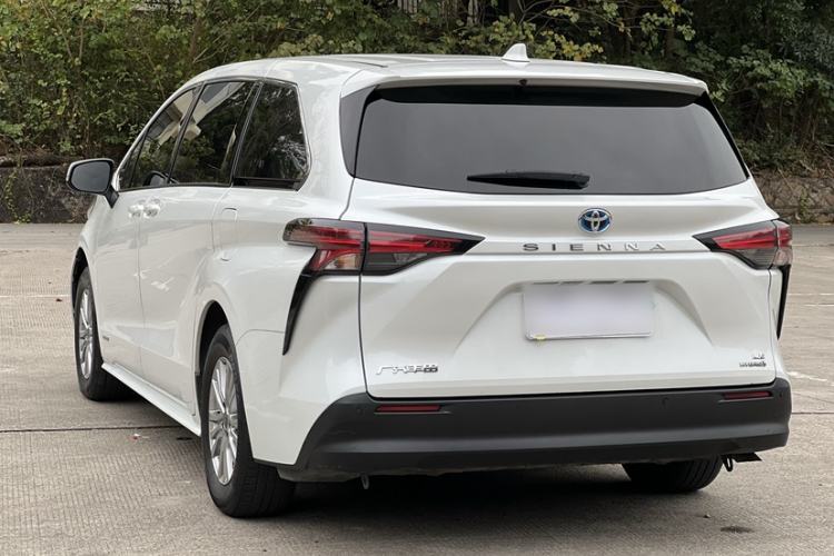 Used Toyota SIENNA 2021 2.5L Hybrid Comfort Edition Exterior 5