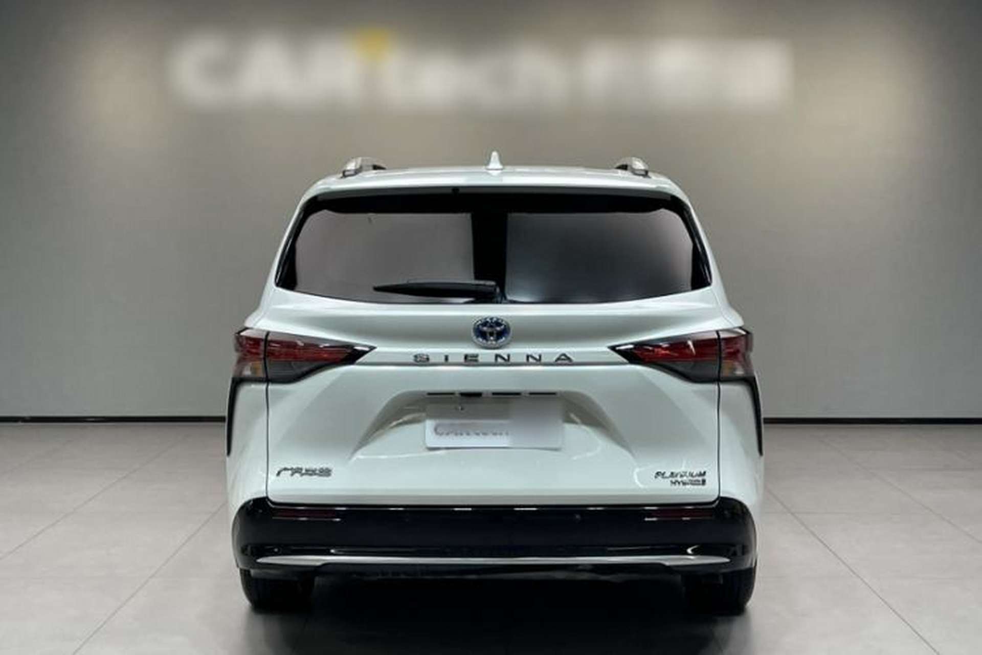Used Toyota SIENNA 2021 2.5L Hybrid Platinum Edition Exterior 5