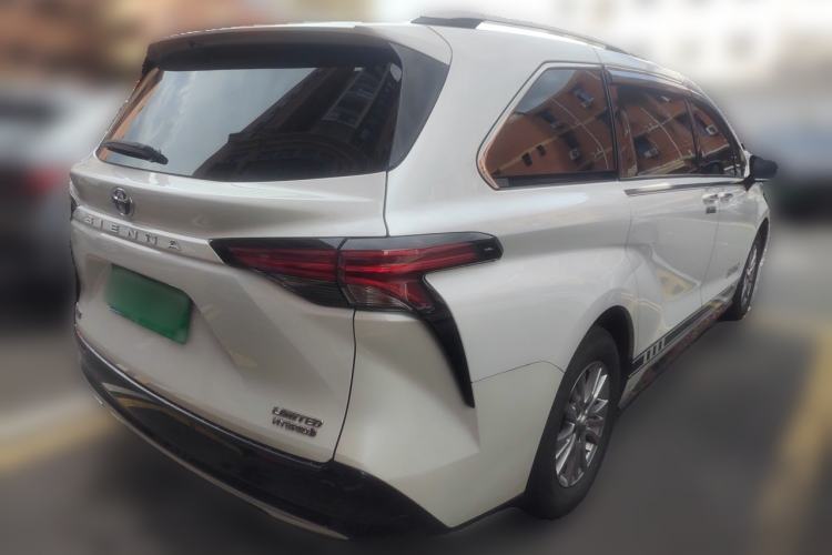 Used Toyota SIENNA 2021 2.5L Hybrid Premium Edition Exterior 5