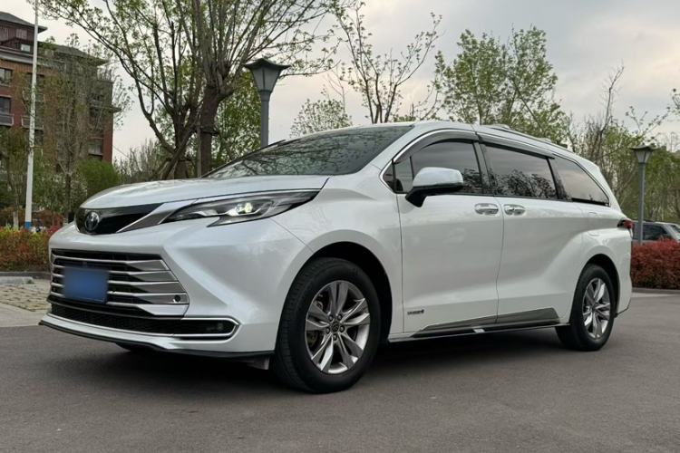 Used Toyota SIENNA 2021 2.5L Hybrid Platinum Edition Exterior 6
