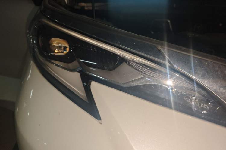 Used Toyota SIENNA 2021 2.5L Hybrid Comfort Edition Exterior 6