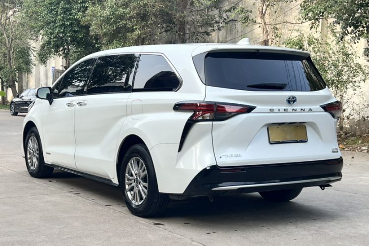 Used Toyota SIENNA 2021 2.5L Hybrid Premium Edition Exterior 6