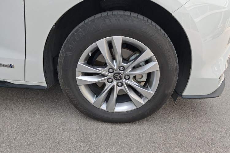 Used Toyota SIENNA 2021 2.5L Hybrid Platinum Edition Exterior 7