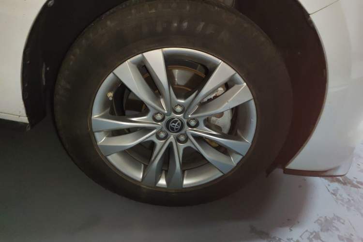 Used Toyota SIENNA 2021 2.5L Hybrid Platinum Edition Exterior 7