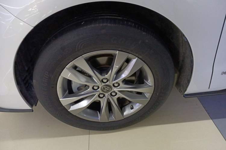 Used Toyota SIENNA 2021 2.5L Hybrid Platinum Edition Exterior 7