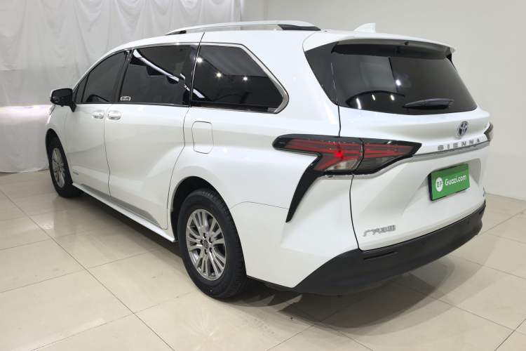 Used Toyota SIENNA 2021 2.5L Hybrid Comfort Edition Exterior 7