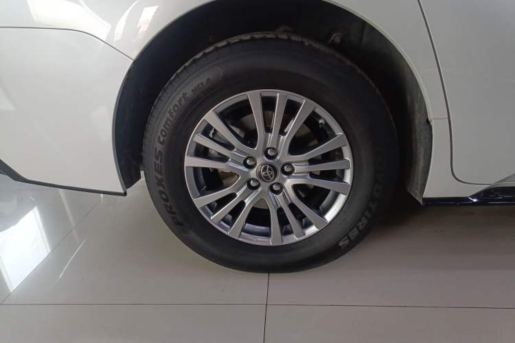 Used Toyota SIENNA 2021 2.5L Hybrid Premium Edition Exterior 8