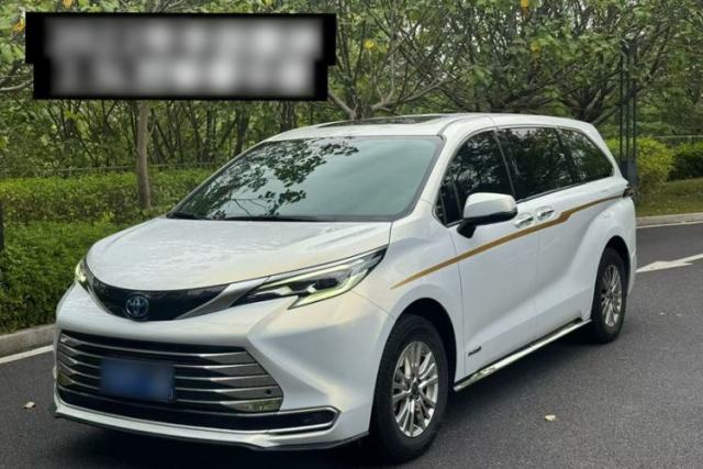 Used Toyota SIENNA 2021 2.5L Hybrid Luxury Edition