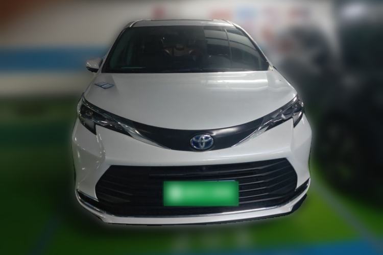 Used Toyota SIENNA 2021 2.5L Hybrid Comfort Edition Front