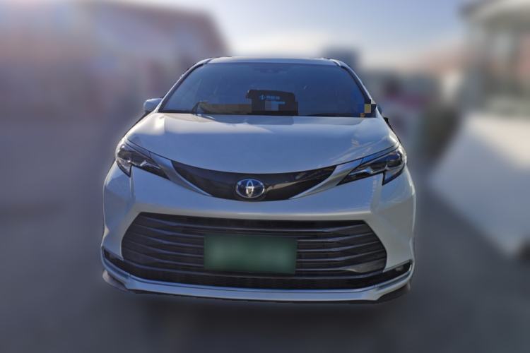 Used Toyota SIENNA 2021 2.5L Hybrid Ultimate Edition Front