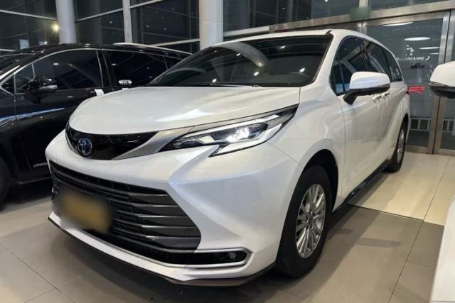 Used Toyota SIENNA 2021 2.5L Hybrid Premium Edition