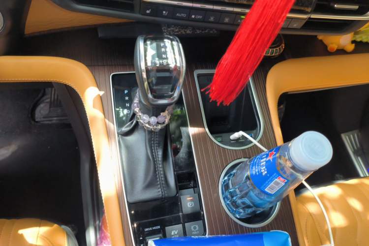 Used Toyota SIENNA 2021 2.5L Hybrid Premium Edition Gear Lever