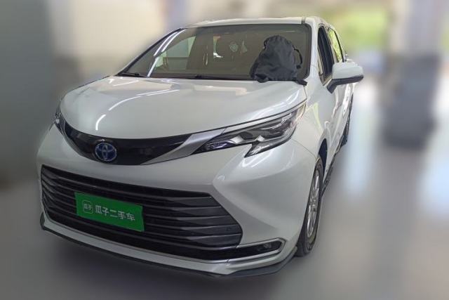 Used Toyota SIENNA 2021 2.5L Hybrid Premium Edition