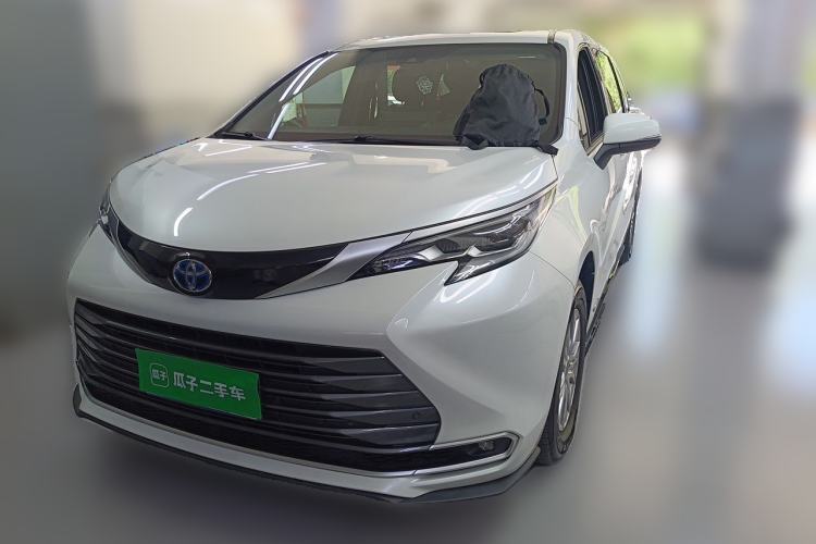 Used Toyota SIENNA 2021 2.5L Hybrid Premium Edition Guazi used car, China used car export, Used car for sale, Used  cars, Cheapest cars for sale