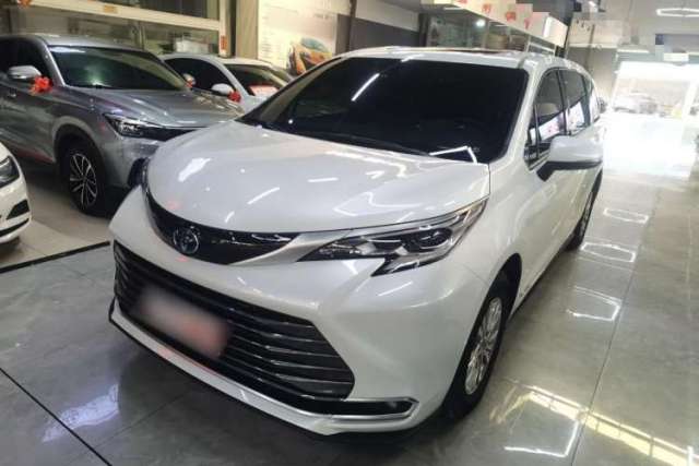 Used Toyota SIENNA 2021 2.5L Hybrid Premium Edition