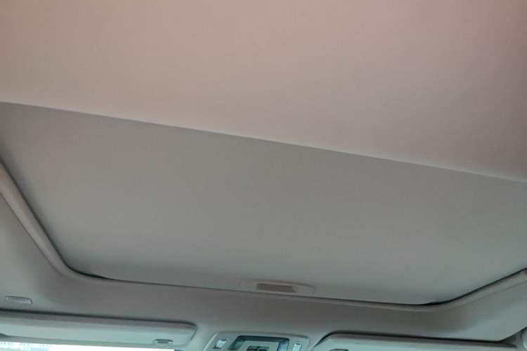 Used Toyota SIENNA 2021 2.5L Hybrid Comfort Edition Headliner