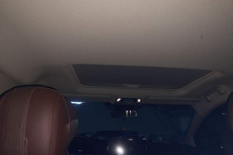 Used Toyota SIENNA 2021 2.5L Hybrid Comfort Edition Headliner