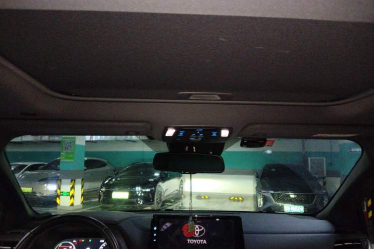 Used Toyota SIENNA 2021 2.5L Hybrid Ultimate Edition Headliner