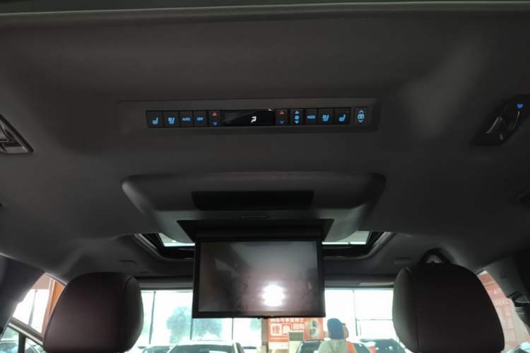 Used Toyota SIENNA 2021 2.5L Hybrid Platinum Edition Headliner