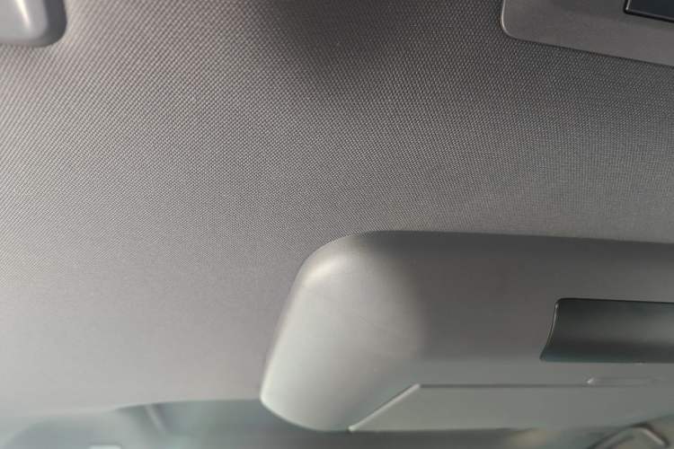 Used Toyota SIENNA 2021 2.5L Hybrid Platinum Edition Headliner