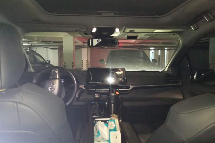 Used Toyota SIENNA 2021 2.5L Hybrid Premium Edition Headliner