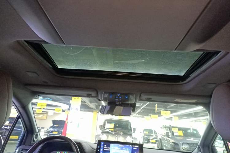 Used Toyota SIENNA 2021 2.5L Hybrid Platinum Edition Headliner