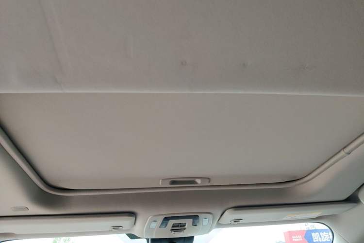 Used Toyota SIENNA 2021 2.5L Hybrid Comfort Edition Headliner