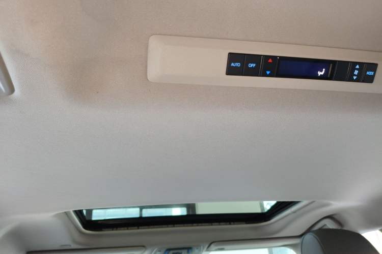 Used Toyota SIENNA 2021 2.5L Hybrid Comfort Edition Headliner