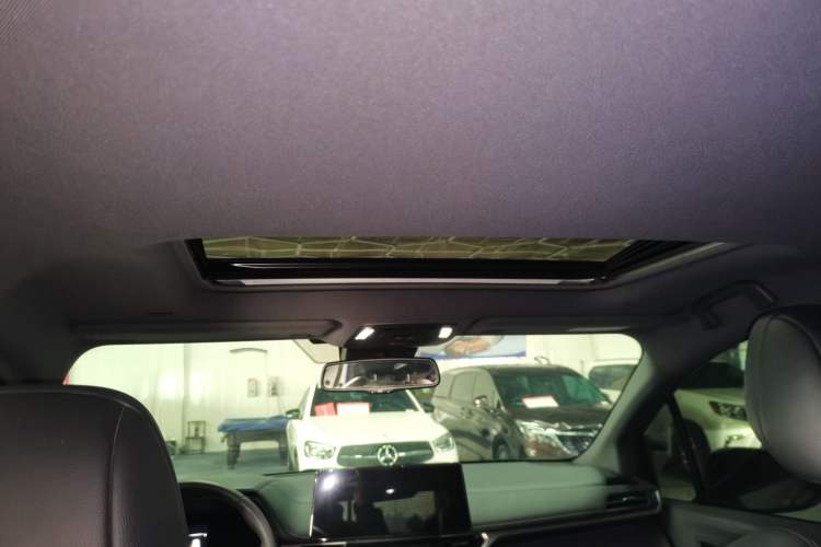 Used Toyota SIENNA 2021 2.5L Hybrid Premium Edition Headliner