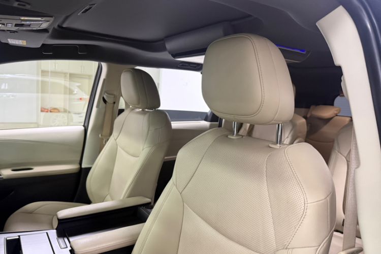 Used Toyota SIENNA 2021 2.5L Hybrid Ultimate Edition Headliner