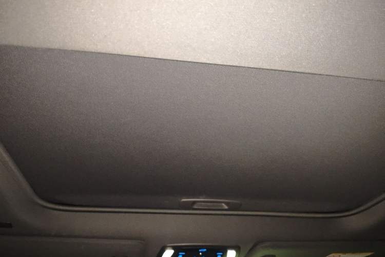 Used Toyota SIENNA 2021 2.5L Hybrid Ultimate Edition Headliner