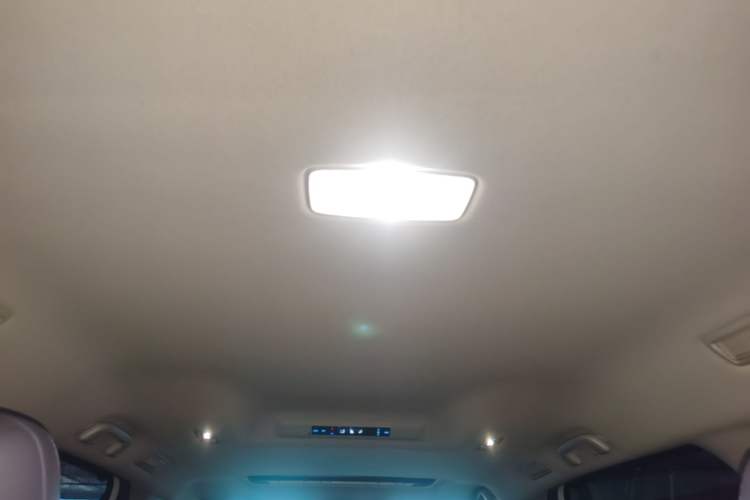 Used Toyota SIENNA 2021 2.5L Hybrid Comfort Edition Headliner