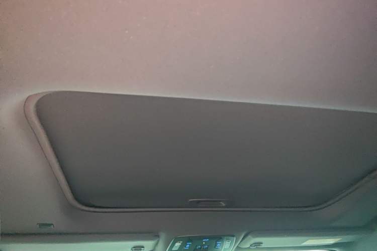Used Toyota SIENNA 2021 2.5L Hybrid Premium Edition Headliner