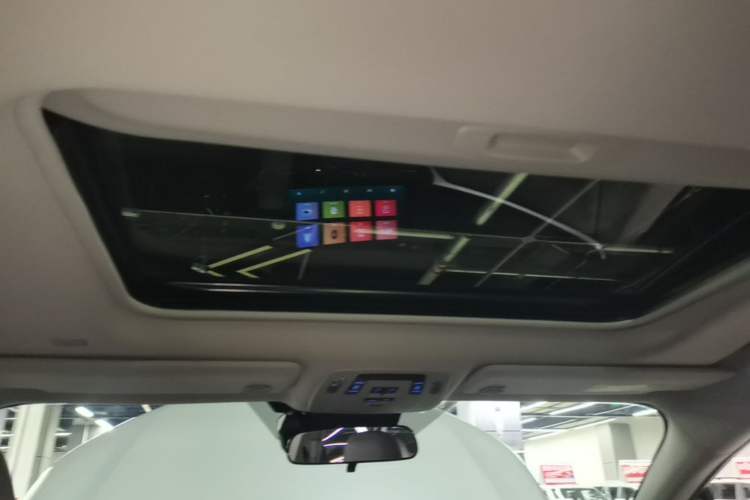 Used Toyota SIENNA 2021 2.5L Hybrid Comfort Edition Headliner