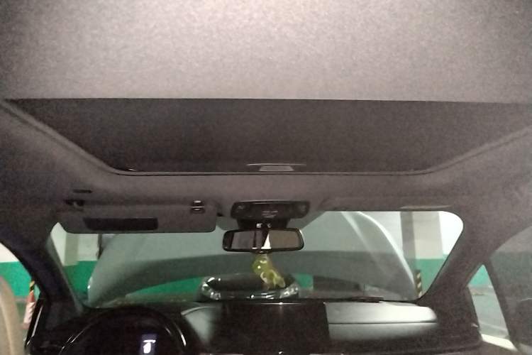 Used Toyota SIENNA 2021 2.5L Hybrid Premium Edition Headliner