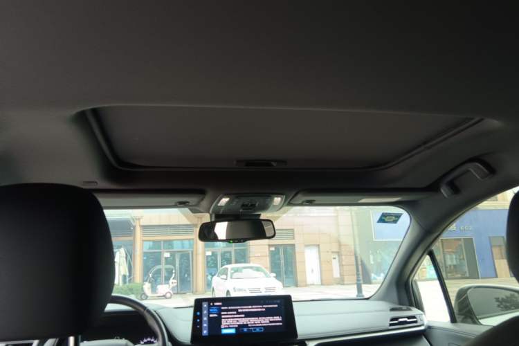 Used Toyota SIENNA 2021 2.5L Hybrid Premium Edition Headliner