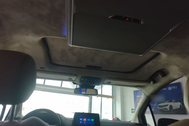 Used Toyota SIENNA 2021 2.5L Hybrid Luxury Edition Headliner
