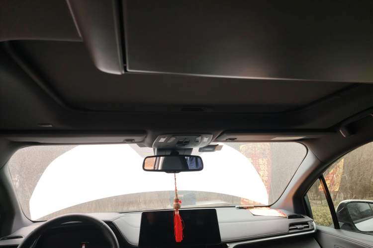 Used Toyota SIENNA 2021 2.5L Hybrid Premium Edition Headliner