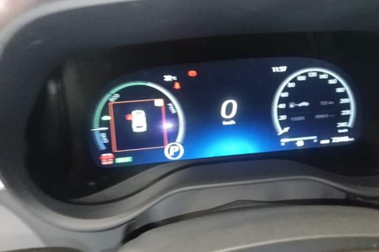 Used Toyota SIENNA 2021 2.5L Hybrid Platinum Edition Instrument Cluster