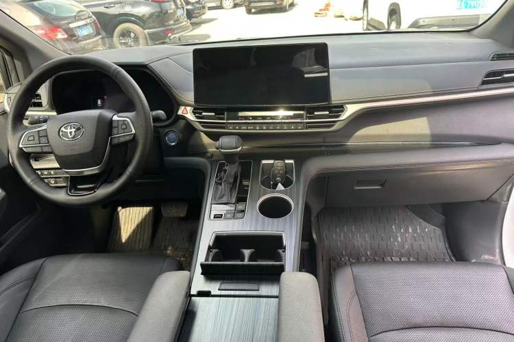 Used Toyota SIENNA 2021 2.5L Hybrid Ultimate Edition Instrument Cluster