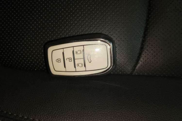 Used Toyota SIENNA 2021 2.5L Hybrid Premium Edition Interior 1