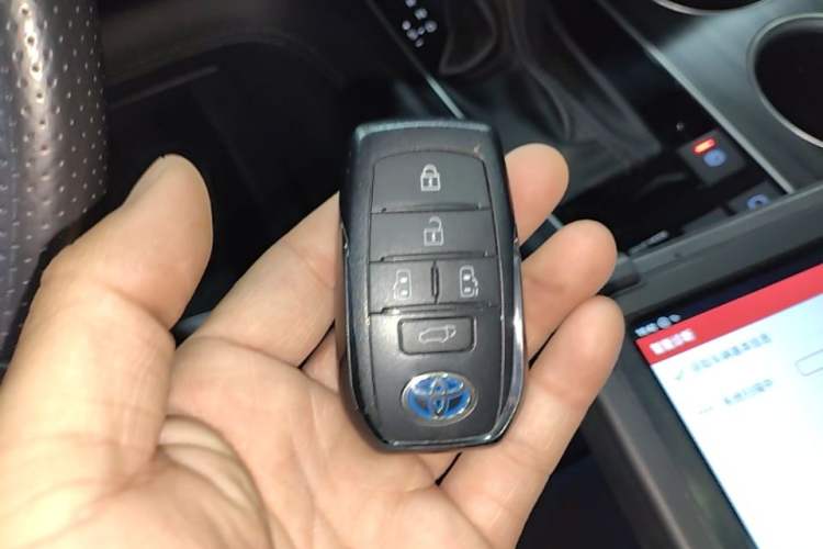 Used Toyota SIENNA 2021 2.5L Hybrid Ultimate Edition Interior 1