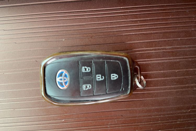 Used Toyota SIENNA 2021 2.5L Hybrid Comfort Edition Interior 1