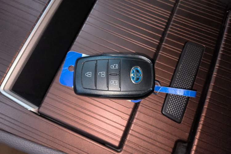 Used Toyota SIENNA 2021 2.5L Hybrid Comfort Edition Interior 1