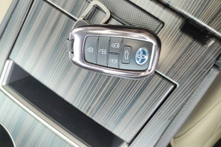 Used Toyota SIENNA 2021 2.5L Hybrid Ultimate Edition Interior 1