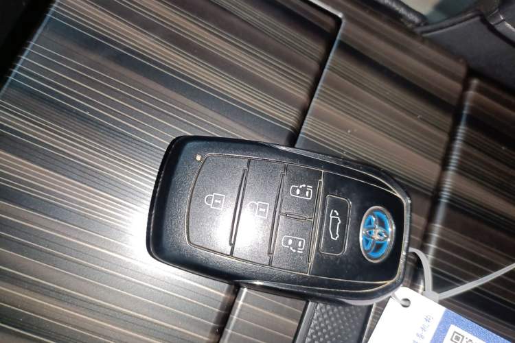 Used Toyota SIENNA 2021 2.5L Hybrid Premium Edition Interior 1