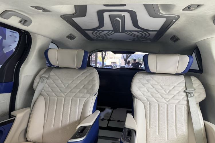 Used Toyota SIENNA 2021 2.5L Hybrid Comfort Edition Interior 10