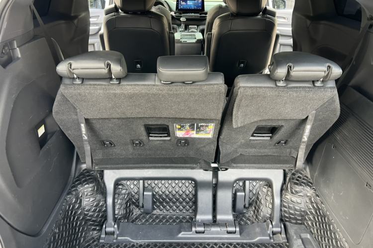 Used Toyota SIENNA 2021 2.5L Hybrid Premium Edition Interior 11